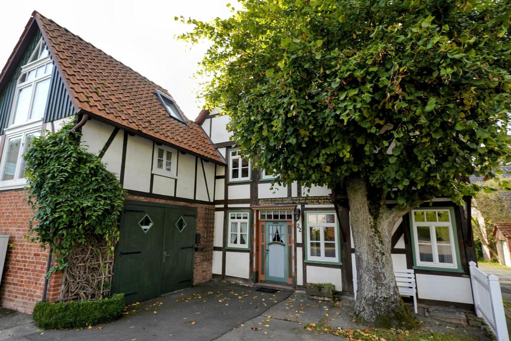 Ferienhaus Altes Wirtshaus Lugde Экстерьер фото